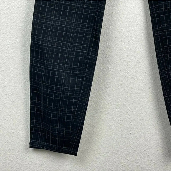 Style & Co. Pants Women's Sz 4P Skinny Curvy Fit Mid Rise Overcast Plaid Black - Picture 8 of 9